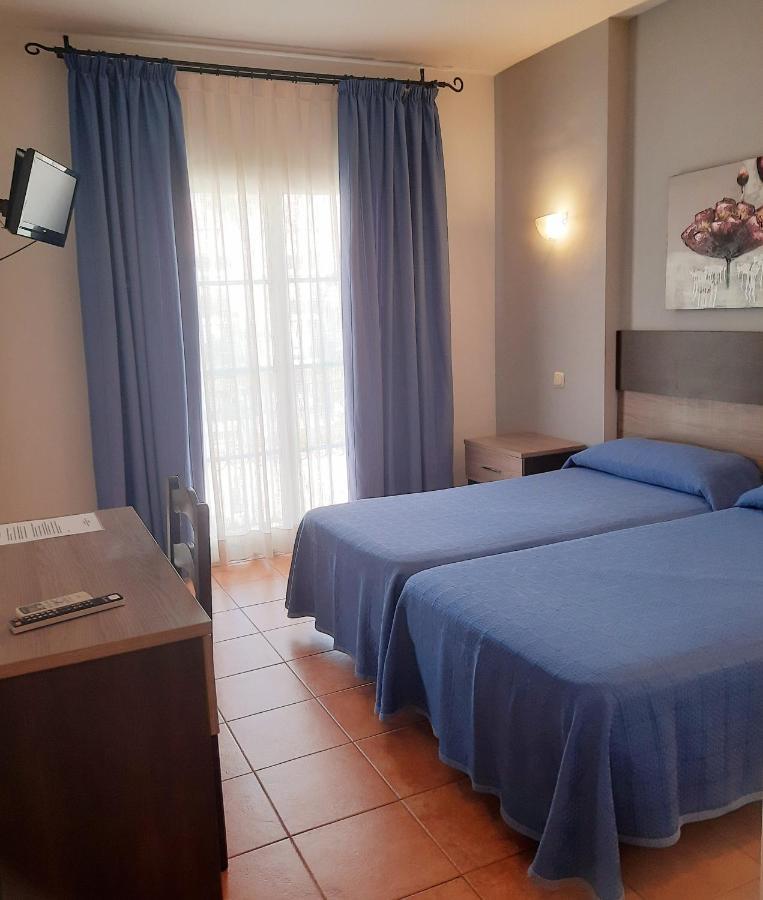Hostal La Colonia Марбелья Экстерьер фото